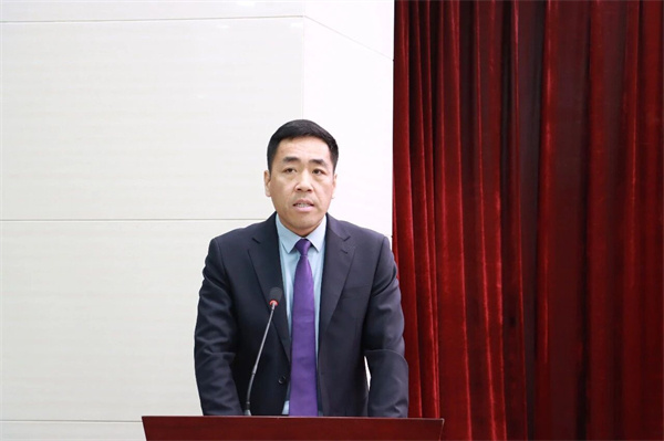 凝智慧聚合力加速實(shí)現(xiàn)百龍夢(mèng)！|百龍創(chuàng)園2025年工作總結(jié)暨表彰大會(huì)隆重召開(kāi)