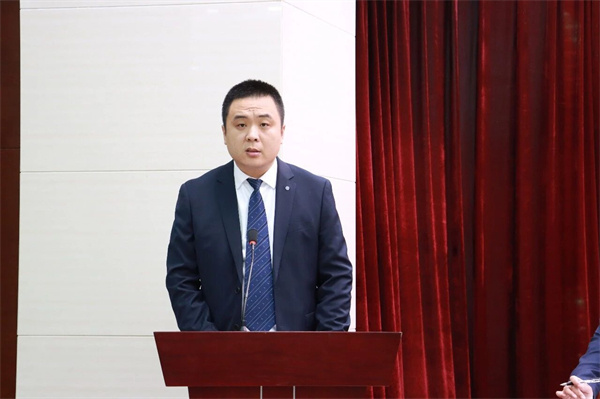 凝智慧聚合力加速實(shí)現(xiàn)百龍夢(mèng)！|百龍創(chuàng)園2025年工作總結(jié)暨表彰大會(huì)隆重召開(kāi)